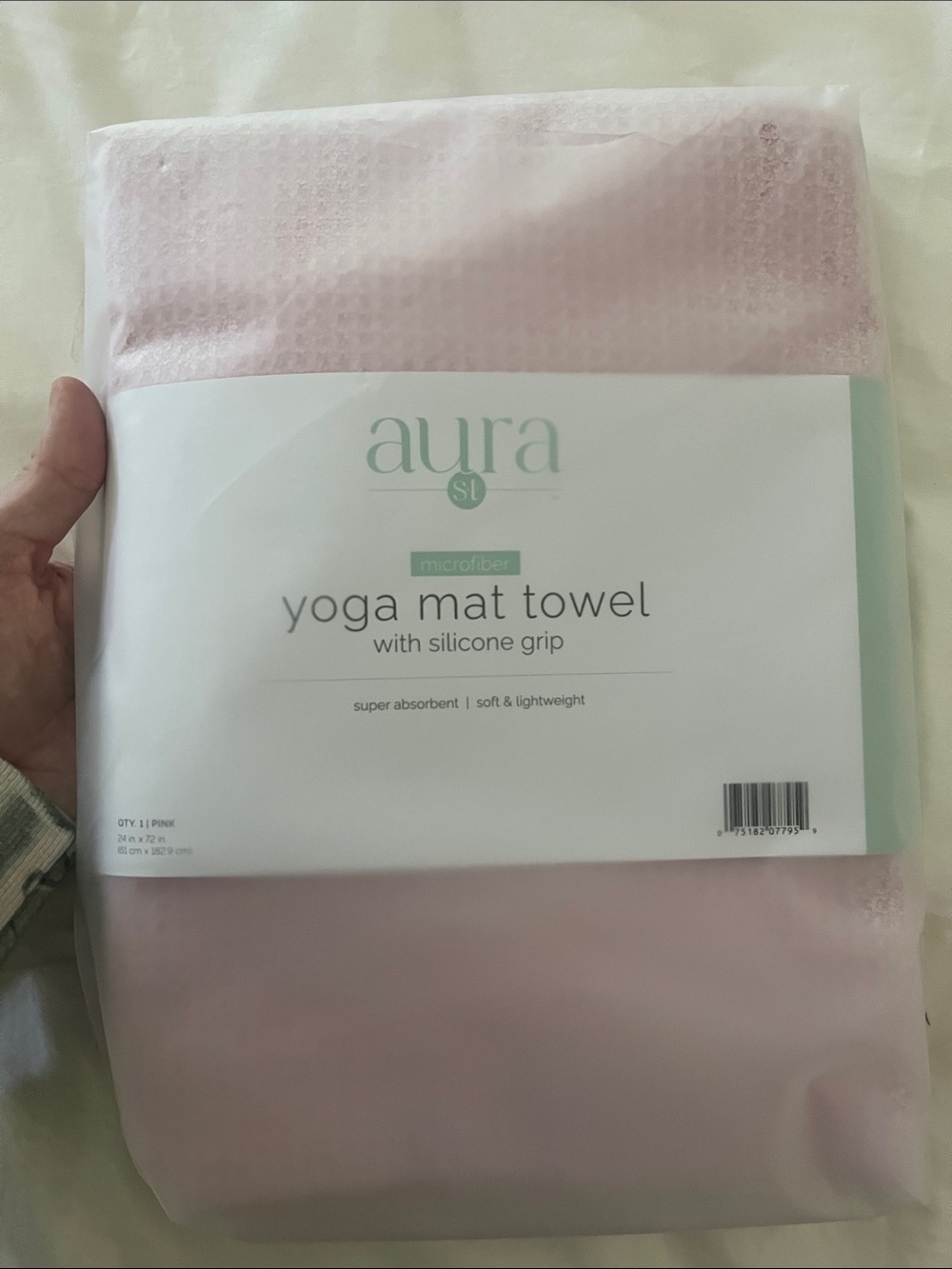 Aura Microfiber Yoga Mat Towel — Pale Pink NEVER OPENED